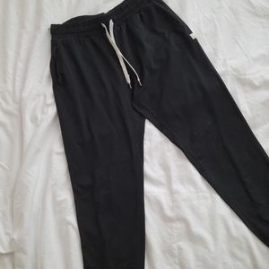 Vuori M Black Joggers